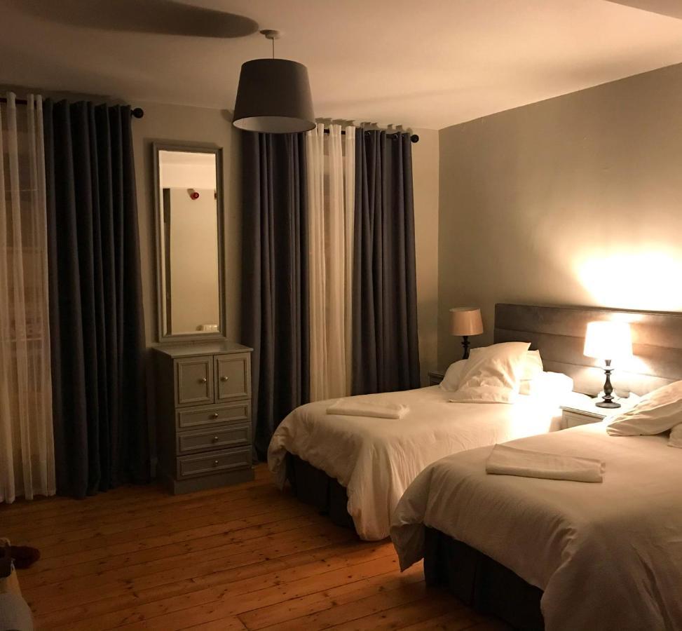 6 New Street Selfcatering Bnb Studio 1 Бэнтри Экстерьер фото